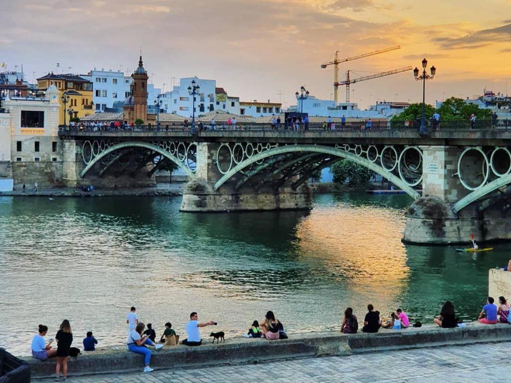 Apartamento junto a la Catedral Siviglia Esterno foto